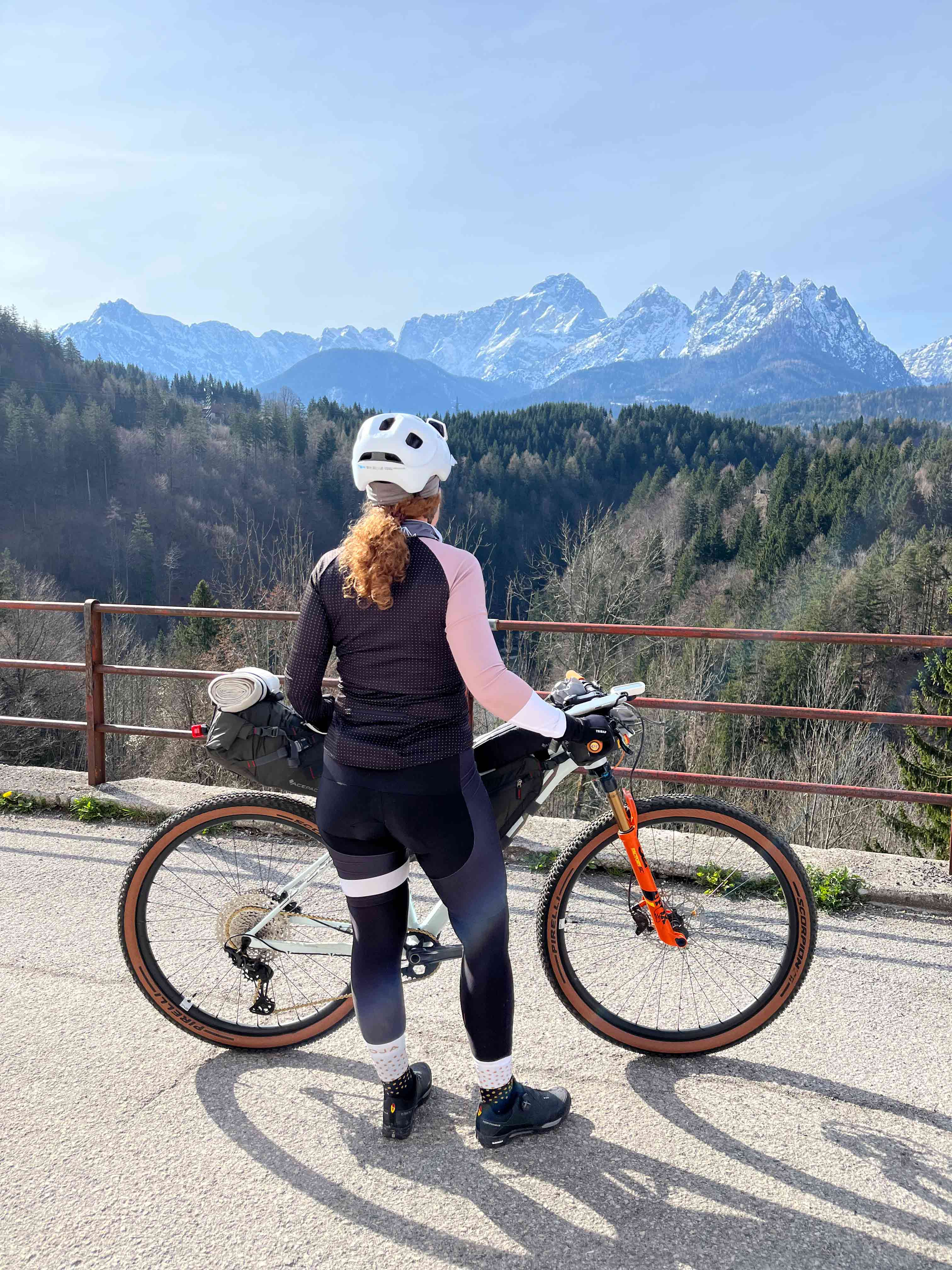 Impozantní výhledy na cyklostezce Alpe-Adria, které se nám naskytly hned po příjezdu do Itálie